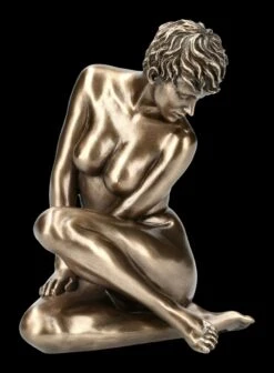 Weibliche Akt Figur - Melly Mit Kurzen Haaren