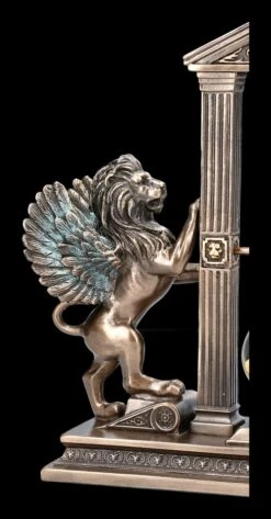 Sanduhr Mit Geflügelten Löwen -Charaktermodell Geschäft 2D FS22434 Sanduhr mit gefluegelten Loewen 7 1280x1280