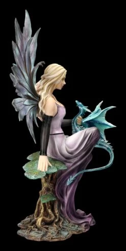 Elfenfigur Lila Auf Weltenbaum Mit Drache -Charaktermodell Geschäft 2D FS23637 Elfenfigur Fr hlingsfee Elvie mit Drache 4 1280x1280