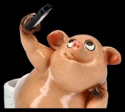 Lustige Schweine Figur - Selfie Am Klo -Charaktermodell Geschäft 2D FS25945 Lustige Schweine Figur Selfie am Klo 2 1280x1280