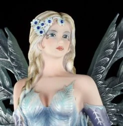 Elfen Figur - Regina Die Schneekönigin - Groß -Charaktermodell Geschäft 6675 9 regina die schneekoenigin 9 1280x1280