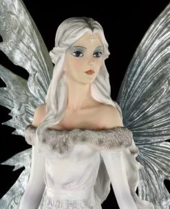 Elfen Figur - Niamh Die Eisprinzessin Mit Zwei Wölfen - Groß -Charaktermodell Geschäft 6676 8 niamh die eisprinzessin 8 1280x1280