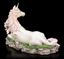 Einhorn Figur Auf Wiese Mit Schmucksteinen -Charaktermodell Geschäft Einhorn Figur Auf Wiese Mit Glitzersteinen 3 1280x1280