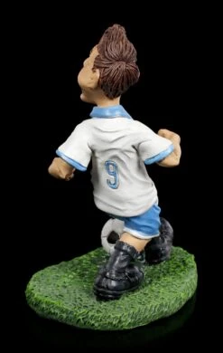 Funny Sports Figur - Fußballspieler Im Weißen Trikot -Charaktermodell Geschäft Funny Sports Figur Fussballspieler Im Weissen Trikot 3 1280x1280