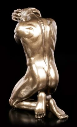 Männliche Akt Figur - Kniend Mit Händen Am Kopf -Charaktermodell Geschäft Maennliche Akt Figur Auf Knien Mit Haenden Am Kopf 3 1280x1280