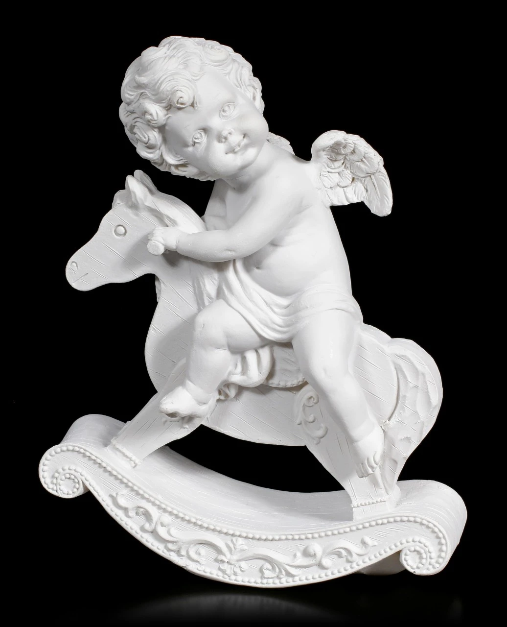 Weiße Cherub Figur Auf Schaukelpferd